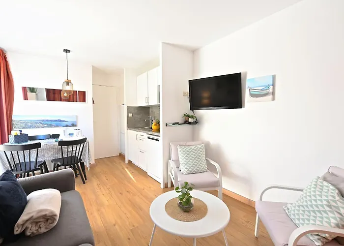 Le Village - C5 235 By Interhome * Saint-Raphaël