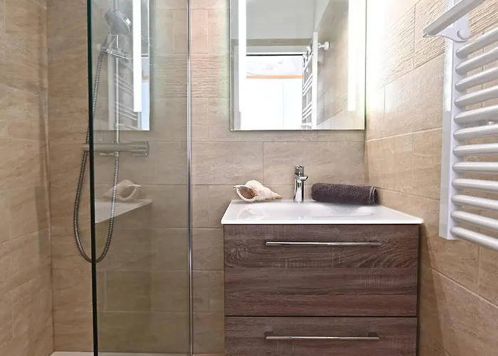 Le Village - C5 235 By Interhome *